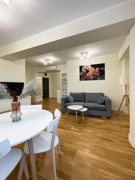 Ultracentral, Piata Unirii, Regina Maria, 3 camere lux, decomandat