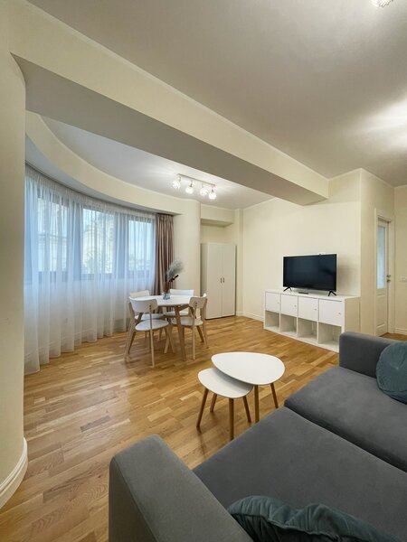 Ultracentral, Piata Unirii, Regina Maria, 3 camere lux, decomandat
